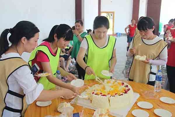 為6、7月生日員工慶生