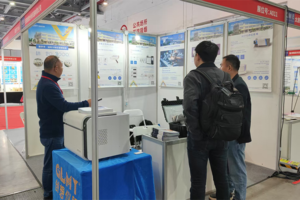 為嘉賓介紹我司優質產品